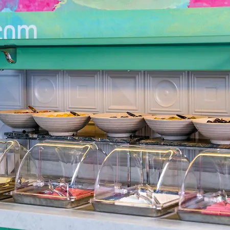 Days By Wyndham Hotel apartamentowy Alanya