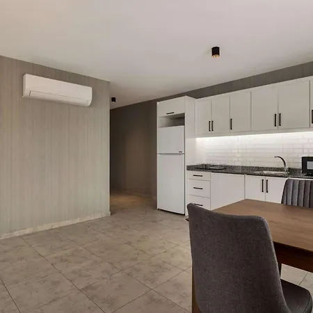Aparthotel Days By Wyndham *