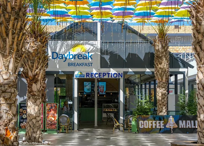 Aparthotel Days By Wyndham 4*